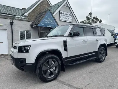 Used Land Rover Defender SE Dynamic 2026 Grey SUV