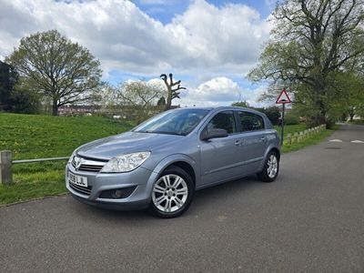 used Vauxhall Astra DESIGN 16V E4 Hatchback