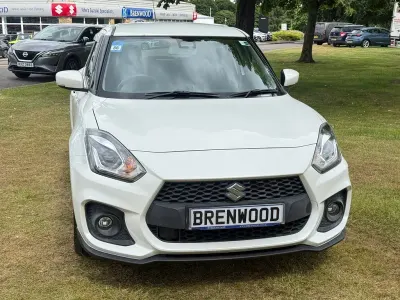 Used Suzuki Swift Sport 140 HP (102 kW) 2018 White Hatchback
