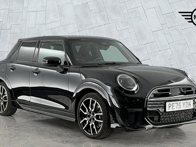 Used Mini Cooper Hatch 154 HP (113 kW) 2025 Black Hatchback
