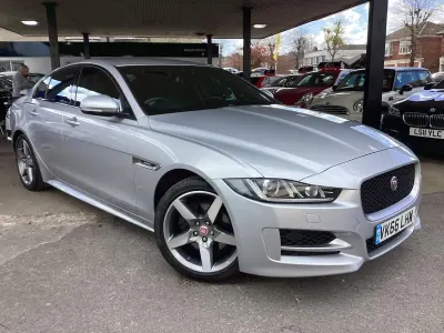 Used Jaguar XE R-Sport 180 HP (132 kW) 2016 Silver Sedan