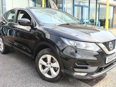 Used Nissan Qashqai Acenta Premium 160 HP (117 kW) 2019 Black SUV