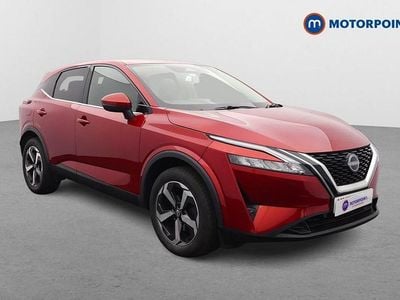 Red Used 2022 Nissan Qashqai N-Connecta SUV | £17,949 (Fair price)