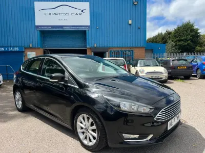 Used Ford Focus Titanium 100 HP (73 kW) 2017 Black Hatchback