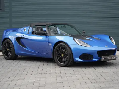 Used Lotus Elise 220 HP (161 kW) 2019 Blue Cabriolet