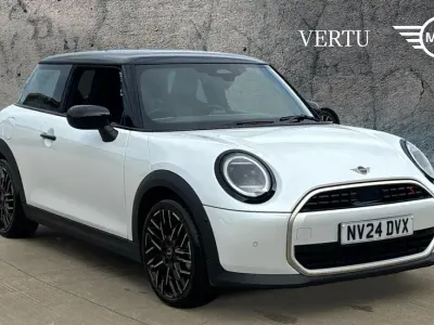 Used Mini Cooper S Hatch 201 HP (147 kW) 2024 White Hatchback