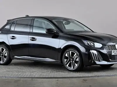 Begagnad Peugeot 208 Allure 101 HK (74 kW) 2025 Svart Halvkombi