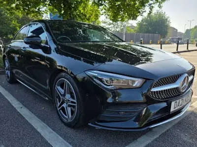 Usado Mercedes CLA180 AMG Line Premium Plus 136 HP (100 kW) 2022 Sedan