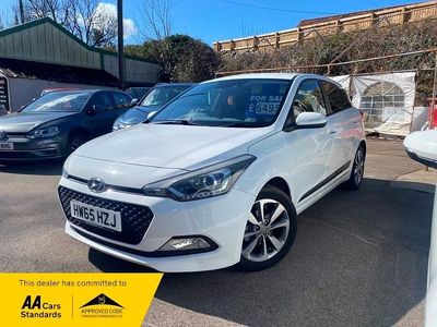 Używany Hyundai i20 Premium 84 KM (61 kW) 2016 Biały Hatchback