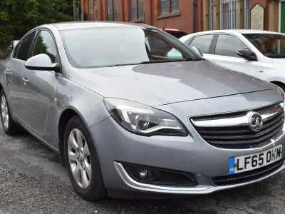 Used Vauxhall Insignia SRi 163 HP (119 kW) 2015 Silver Hatchback
