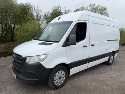 Used Mercedes Sprinter 141 HP (103 kW) 2018 White Van