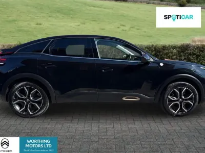 Used Citroën e-C4 98 kW (134 HP) 2024 Black Hatchback