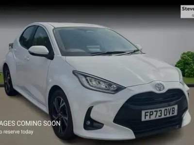 Used Toyota Yaris Design 114 HP (83 kW) 2024 White Hatchback