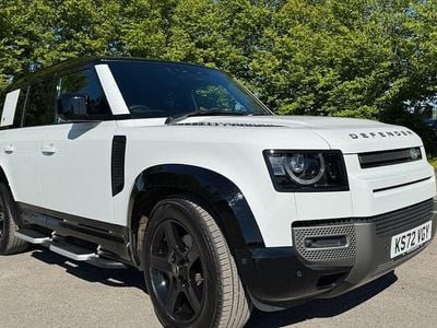 Usado Land Rover Defender Dynamic 249 HP (183 kW) 2022 SUV