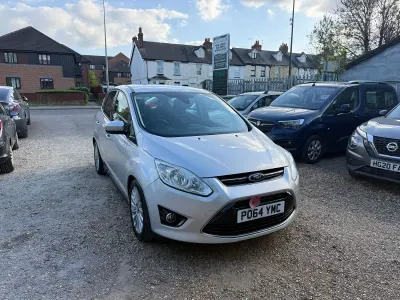 Käytetty Ford C-MAX