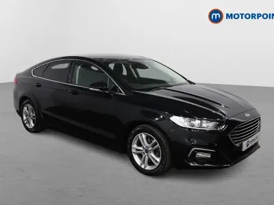 Używany Ford Mondeo Zetec 2019 Czarny Hatchback