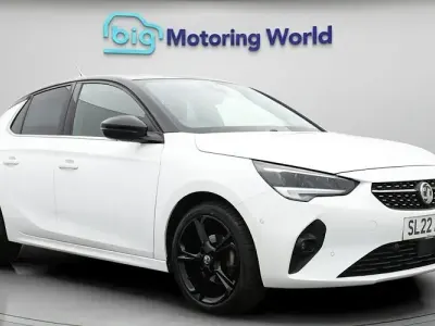 Used Vauxhall Corsa Edition 75 HP (55 kW) 2022 White Hatchback