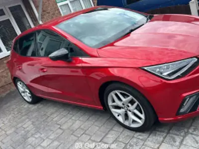 Używany Seat Ibiza CONNECT 95 KM (69 kW) 2021 Czerwony Hatchback
