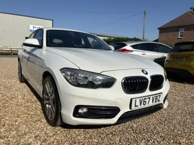 Used BMW 118 Sport Line 2017 White Hatchback