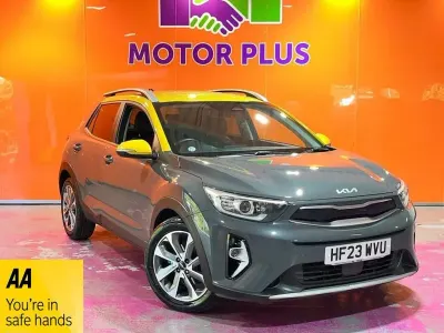 Used Kia Stonic 99 HP (72 kW) 2023 Grey SUV