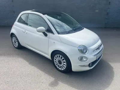 Używany Fiat 500 Lounge 69 KM (50 kW) 2019 Biały Hatchback