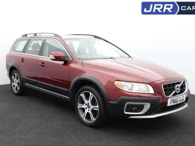 Usado Volvo XC70 SE 215 HP (158 kW) 2011 Vermelho Carrinha