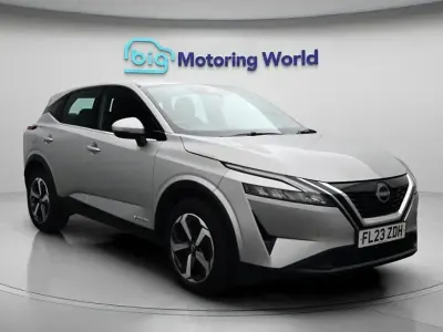 Used Nissan Qashqai Acenta Premium 190 HP (139 kW) 2023 Silver SUV