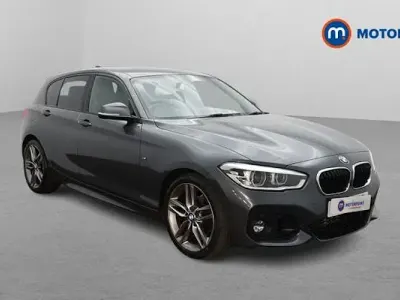 Używany BMW 118 M Sport 136 KM (100 kW) 2019 Szary Hatchback