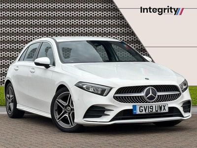 Begagnad Mercedes A180 Executive 2019 Vit Halvkombi