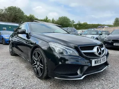 Usado Mercedes E400 AMG line 330 HP (242 kW) 2015 Preto Coupé