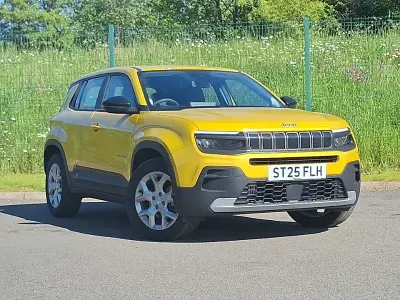 Used Jeep Avenger Altitude 100 HP (73 kW) 2025 Yellow SUV