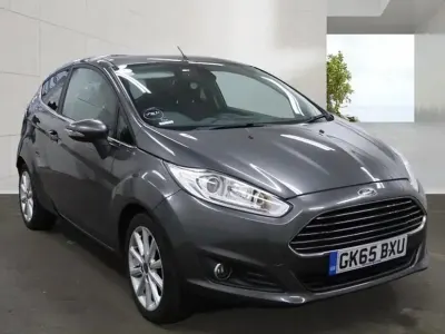Second-hand Ford Fiesta Titanium 2015 Gri Hatchback