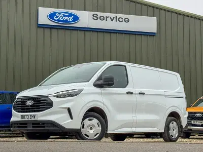 Usado Ford Transit Custom Trend 136 HP (100 kW) 2024 Branco Van