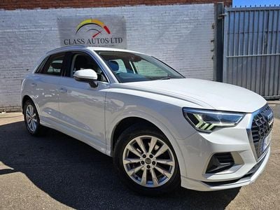 Begagnad Audi Q3 Sport 150 HK (110 kW) 2019 Vit SUV