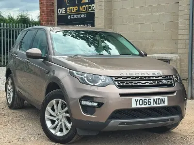 Used Land Rover Discovery 4 SE 2016 Brown SUV