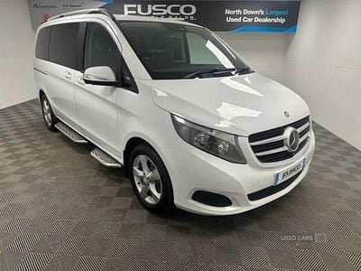 Mercedes V220