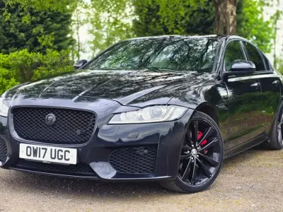 Begagnad Jaguar XF S 300 HK (220 kW) 2017 Svart Sedan