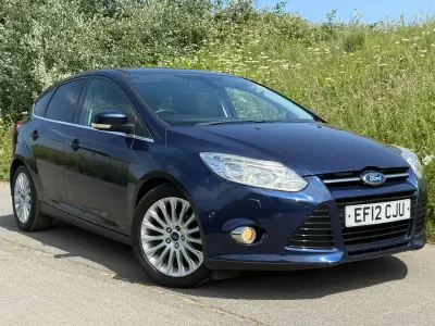 Used Ford Focus Titanium X 115 HP (84 kW) 2012 Blue Hatchback