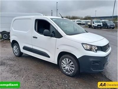 used Peugeot Partner 1.5 BLUEHDI PROFESSIONAL L1 101 BHP IN WHITE WITH 42,100 MILES AND A FULL SERVICE HISTORY, 1 OWNER F