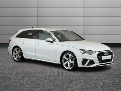 Używany Audi A4 S-Line 163 KM (119 kW) 2023 Biały Kombi