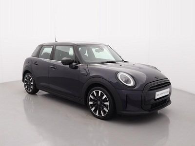 Used Mini Cooper Exclusive 134 HP (98 kW) 2023 Blue/black Hatchback