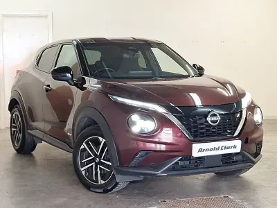 Used Nissan Juke N-Connecta 143 HP (105 kW) 2024 Red SUV