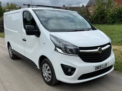 Used Vauxhall Vivaro Sportive 125 HP (91 kW) 2019 White MPV