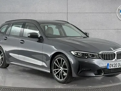 Begagnad BMW 320 Sport Line 181 HK (133 kW) 2020 Grå Kombi