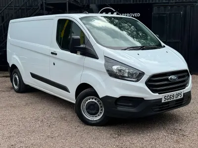 Used Ford Transit Custom 2019 White Van