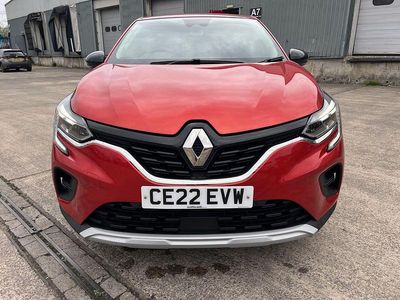 Usado Renault Captur Iconic 90 HP (66 kW) 2022 Vermelho SUV