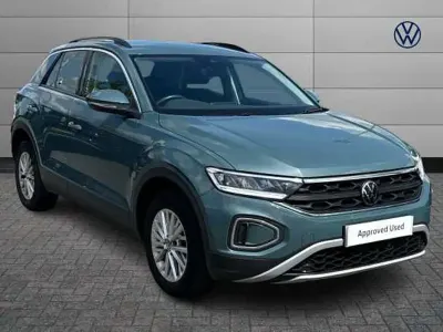 Usado VW T-Roc 150 HP (110 kW) 2023 SUV