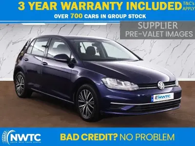 Usado VW Golf VII SE 115 HP (84 kW) 2017 Azul Citadino