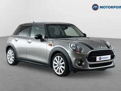 Used Mini Cooper Hatch 136 HP (100 kW) 2017 Silver Hatchback