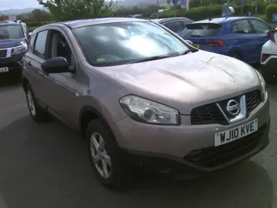 Used Nissan Qashqai Visia 106 HP (77 kW) 2010 Beige SUV